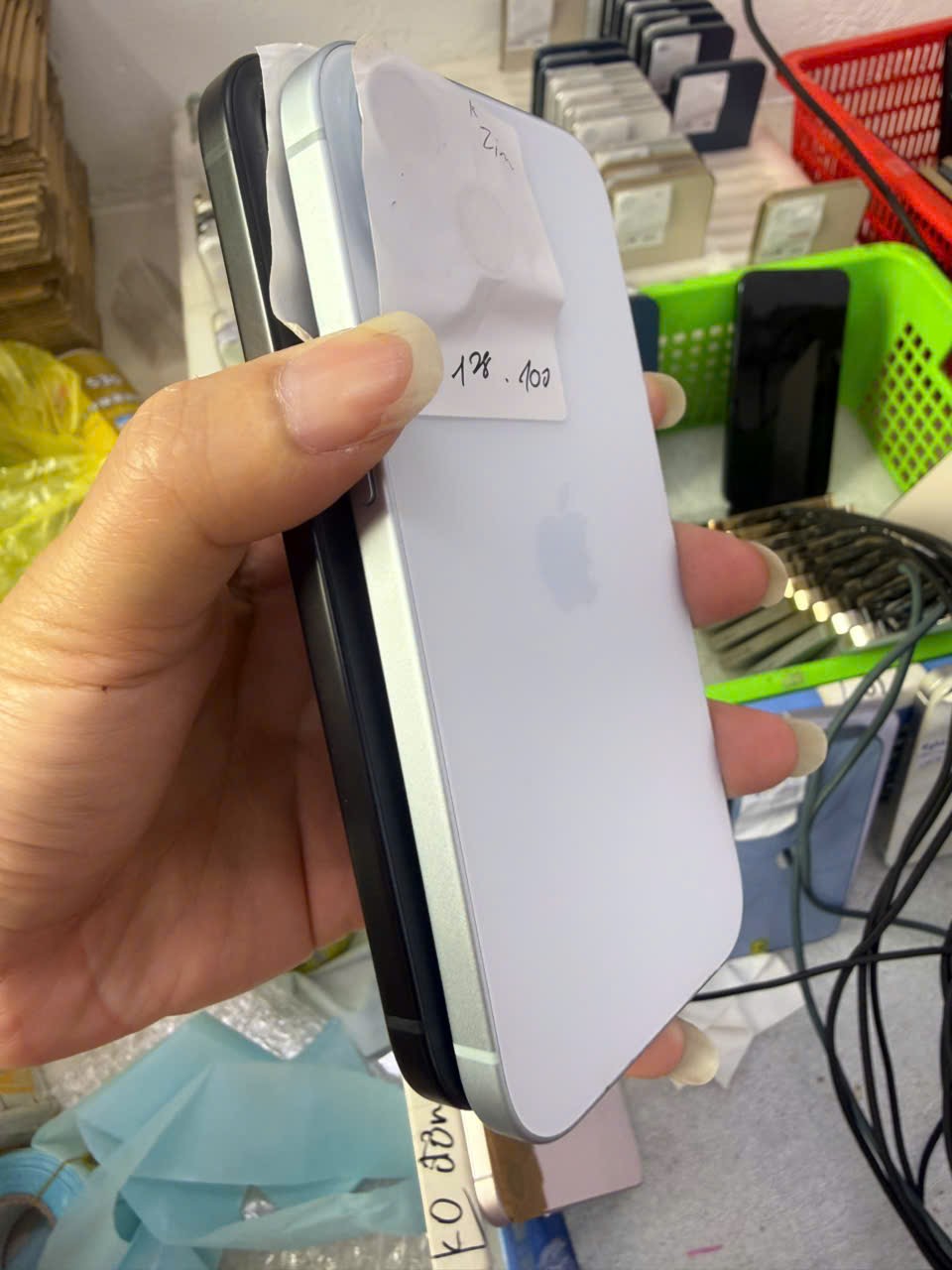 15-128 bản khay sim đẹp phẩy pin100 bao full 11.400k